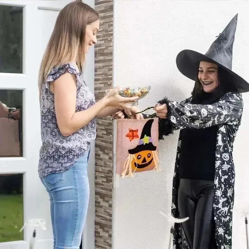 Halloween Godisväska i Linne – Pumpa, Häxa, Svart Katt, Dödskalle