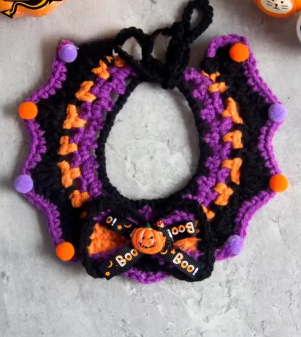 Halloween-krage för katt och hund – handvirkad halsduk
