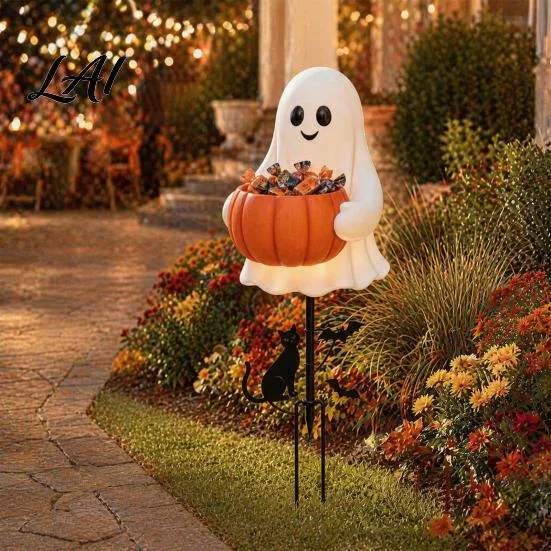 Spöke med Godisskål och Markspett för Halloween